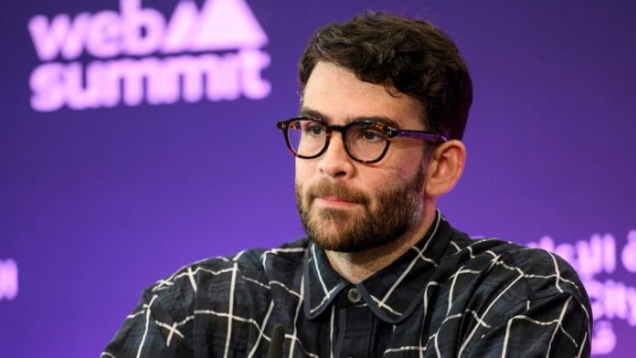 <div id="beyondwords-wrapper" class="beyondwords-wrapper"></div>
<p class="speakable">A Democratic candidate in a crucial Senate battleground showdown is taking plenty of incoming fire from his primary rivals as well as the Republican contender in the race as he prepares to team up on Tuesday with a controversial far-left online streamer.</p>
<p class="speakable">Abdul El-Sayed, the 2018 Michigan Democratic gubernatorial runner-up who is backed by progressive champion Sen. Bernie Sanders, I-Vt., as he seeks his party’s 2026 Senate nomination, is scheduled to hold campus rallies at the University of Michigan and Michigan State University with Hasan Piker, as well as with progressive Rep. Summer Lee of Pennsylvania.</p>
<p>Piker, a potent progressive influencer, could help boost El-Sayed in a competitive and combustible Democratic Senate nomination race thanks to his millions of younger, progressive social media followers on YouTube, Instagram and X.</p>
<p>But the appearance at the campus rallies by Piker — who once said “America deserved 9/11,” and who critics argue is antisemitic due to his sharp criticism of the Israeli government and the downplaying of the Oct. 7, 2023 Hamas attack on Israel — is alarming to many Democrats.</p>
<p><strong>BERNIE-BACKED DEMOCRATIC SENATE CANDIDATE IN KEY RACE TAKES INCOMING POLITICAL FIRE</strong></p>
<div class="image-ct inline">
<div class="m"><picture><source media="(max-width: 767px)" srcset="https://a57.foxnews.com/static.foxnews.com/foxnews.com/content/uploads/2026/04/343/192/hasan-piker-feb-3-2026.jpg?ve=1&tl=1, https://a57.foxnews.com/static.foxnews.com/foxnews.com/content/uploads/2026/04/686/384/hasan-piker-feb-3-2026.jpg?ve=1&tl=1 2x" height="192" width="343"><source media="(min-width: 768px) and (max-width: 1023px)" srcset="https://a57.foxnews.com/static.foxnews.com/foxnews.com/content/uploads/2026/04/672/378/hasan-piker-feb-3-2026.jpg?ve=1&tl=1, https://a57.foxnews.com/static.foxnews.com/foxnews.com/content/uploads/2026/04/1344/756/hasan-piker-feb-3-2026.jpg?ve=1&tl=1 2x" height="378" width="672"><source media="(min-width: 1024px) and (max-width: 1279px)" srcset="https://a57.foxnews.com/static.foxnews.com/foxnews.com/content/uploads/2026/04/931/523/hasan-piker-feb-3-2026.jpg?ve=1&tl=1, https://a57.foxnews.com/static.foxnews.com/foxnews.com/content/uploads/2026/04/1862/1046/hasan-piker-feb-3-2026.jpg?ve=1&tl=1 2x" height="523" width="931"><source media="(min-width: 1280px)" srcset="https://a57.foxnews.com/static.foxnews.com/foxnews.com/content/uploads/2026/04/720/405/hasan-piker-feb-3-2026.jpg?ve=1&tl=1, https://a57.foxnews.com/static.foxnews.com/foxnews.com/content/uploads/2026/04/1440/810/hasan-piker-feb-3-2026.jpg?ve=1&tl=1 2x" height="405" width="720"></picture></div>
</p></div>
<p>El-Sayed’s top two rivals for the nomination have blasted his scheduled appearance with Piker, which was announced less than two weeks after a man rammed his truck into a Michigan synagogue, wounding a guard in what authorities said was a targeted act of domestic terrorism against the Jewish community.</p>
<p>“It is unacceptable for a candidate wanting to represent all Michiganders to campaign with Hasan Piker, a person who is unapologetic about a career of making hurtful and anti-Semitic comments,” Rep. Haley Stevens said in a statement. “With all that’s at stake in this election, we should be focused on the challenges Michiganders are facing and how to fight for them.”</p>
<p>And State Senator Mallory McMorrow, in an interview with the Jewish Insider, called Piker “somebody who says extremely offensive things in order to generate clicks.”</p>
<p><strong>SANDERS-ENDORSED SENATE CANDIDATE KNOCKED FOR ALLEGED FLIP-FLOP TO ‘HAVE IT BOTH WAYS’ ON KEY ISSUE</strong></p>
<p>“That is not somebody that you should be campaigning with at a moment when there is clearly a lot of pain and trauma across our state,” McMorrow added. “You don’t fan the flames and stoke division just to get attention.”</p>
<p>El-Sayed, Stevens and McMorrow will face off in an early August primary.</p>
<div caption="Michigan Democratic Senate candidate Abdul El-Sayed draws criticism for downplaying the death of Iran's Ayatollah Ali Khamenei, sparking debate about progressive political positioning. Noah Rothman analyzes El-Sayed's strategy and the challenges facing Democrats, then shifts to California's governor's race. There is a "15 percent chance of calamity" for Democrats who fear being locked out of the general election by two GOP candidates." originalimageurl="https://cf-images.us-east-1.prod.boltdns.net/v1/static/694940094001/d5737cc2-b49f-459b-ac03-d46d64c0785f/83a79917-7c9c-4124-a5e2-b42f55d7e4a9/1280x720/match/image.jpg" class="embed-media fn-video"><!----> </p>
<div class="video-container">
<div data-video-tags="on_air,on_air|americas_newsroom,personality|bill_hemmer,review_app_vod,primary_politics,politics|elections_states|michigan,world|conflicts|iran" data-video-title="Michigan Democrat takes heat for Khamenei remark, CA governor race heats up" data-video-id="6392455283112" data-video-domain="foxnews" data-video-type="CLIP" data-widget-type="embed" class="m video-player" style="width: 100%; height: 100%;"> </div>
</div>
</div>
<p>It’s not just El Sayed’s Democratic nomination rivals who are criticizing his decision to team up with Piker.</p>
<p>Democratic Sen. Elissa Slotkin of Michigan and the Anti-Defamation League have charged Piker is antisemitic and Matt Bennett, a leader of the well-known moderate Democratic group the Third Way, slammed El-Sayed as a “disgrace to the Democratic Party.” </p>
<p>Former Republican Rep. Mike Rogers, who’s on a glidepath to the GOP Senate nomination in Michigan for a second straight cycle, told Fox News Digital in a statement, “If you would have told me a few years ago that Democrat frontrunners would campaign with known antisemites, I would’ve thought you were crazy. But one thing Abdul continues to prove, there’s no limit to how far left Democrats will go.”</p>
<p><strong>WHO IS HASAN PIKER? MEET THE FAR-LEFT STREAMER WHO IS STIRRING UP CONTROVERSY ONLINE AND DIVIDING DEMOCRATS</strong></p>
<p>“From calling to defund the police and make Michigan a sanctuary state, to attempting to abolish private healthcare, and now campaigning with an antisemite who claimed ‘America deserved 9/11,’ one thing that’s for certain: Abdul and the Democrats are too radical for Michigan,” Rogers argued.</p>
<p>In the wake of the deadly Oct. 7, 2023, attack that incited <u>Israel’s war with Gaza</u>, Piker described Hamas, a terrorist organization, as the “lesser of two evils” in the conflict.</p>
<p>Once, when asked <u>if he supported terrorism,</u> Piker answered by saying, “No, I don’t. I don’t support the state of Israel, and I don’t support the state of the United States of America.”</p>
<p>He also faced backlash for praising the “brave” “mujahideen” who injured Rep. Dan Crenshaw, R-Texas, who lost an eye in Afghanistan.</p>
<p>“What the f— is wrong with this dude? Didn’t he go to war and like literally lose his eye because some mujahideen <i>— </i>a brave f—ing soldier<i>—</i>f—ed his eye hole with their d—?” Piker said.</p>
<p>El-Sayed has repeatedly stood his ground in defending his appearances with Piker. The candidate noted that Piker was allowed by Democrats to stream at the 2024 Democratic National Convention in Chicago.</p>
<div class="image-ct inline">
<div class="m"><picture><source media="(max-width: 767px)" srcset="https://a57.foxnews.com/static.foxnews.com/foxnews.com/content/uploads/2026/03/343/192/abdul-el-sayed.jpg?ve=1&tl=1, https://a57.foxnews.com/static.foxnews.com/foxnews.com/content/uploads/2026/03/686/384/abdul-el-sayed.jpg?ve=1&tl=1 2x" height="192" width="343"><source media="(min-width: 768px) and (max-width: 1023px)" srcset="https://a57.foxnews.com/static.foxnews.com/foxnews.com/content/uploads/2026/03/672/378/abdul-el-sayed.jpg?ve=1&tl=1, https://a57.foxnews.com/static.foxnews.com/foxnews.com/content/uploads/2026/03/1344/756/abdul-el-sayed.jpg?ve=1&tl=1 2x" height="378" width="672"><source media="(min-width: 1024px) and (max-width: 1279px)" srcset="https://a57.foxnews.com/static.foxnews.com/foxnews.com/content/uploads/2026/03/931/523/abdul-el-sayed.jpg?ve=1&tl=1, https://a57.foxnews.com/static.foxnews.com/foxnews.com/content/uploads/2026/03/1862/1046/abdul-el-sayed.jpg?ve=1&tl=1 2x" height="523" width="931"><source media="(min-width: 1280px)" srcset="https://a57.foxnews.com/static.foxnews.com/foxnews.com/content/uploads/2026/03/720/405/abdul-el-sayed.jpg?ve=1&tl=1, https://a57.foxnews.com/static.foxnews.com/foxnews.com/content/uploads/2026/03/1440/810/abdul-el-sayed.jpg?ve=1&tl=1 2x" height="405" width="720"></picture></div>
</p></div>
<p>“It’s about speaking to a broader audience,” El-Sayed said last week in an appearance on Fox News’ “America’s Newsroom.”</p>
<p>El-Sayed emphasized that “just because you invite somebody to campaign with you, or you’re engaging with them does not mean that you agree with them…. Every day, 30,000 people and counting tune in to Hassan’s stream. A lot of folks who don’t watch Fox News, they don’t watch CNN, they don’t watch MSNBC.”</p>
<p>The Senate race in Michigan is one of a handful in this year’s midterm elections that will determine if the Republicans hold their 53-47 majority in the chamber. Michigan, where Democratic Sen. Gary Peters is retiring, is one of the National Republican Senatorial Committee’s (NRSC) top targets as they try to not only hold onto their seats, but also possibly expand their majority.</p>
<p> <!----> <!----> </p>
<br>